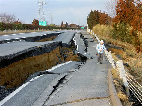 Japan earthquake: how big was it? - CBS News