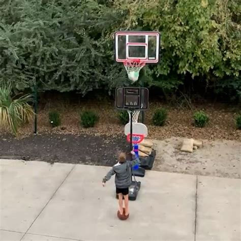 Video 8-year-old’s basketball skills are next level - ABC News