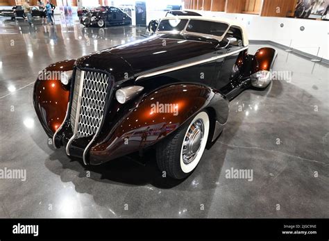 A classic car at a car museum in America Stock Photo - Alamy