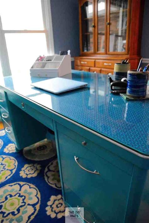 Turn an old metal desk into a great piece for the home office. Metal Office Desk, Metal Computer ...