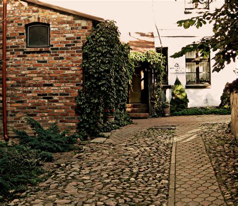 Free Images : architecture, street, house, sidewalk, town, alley, cobblestone, city, wall ...