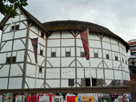 Shakespeare Globe Theatre | European architecture, Famous buildings, Globe theater