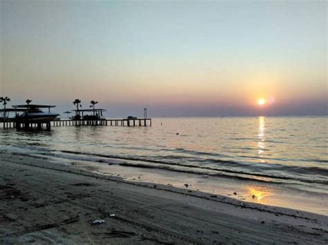 8 Wisata Pantai Jepara Terindah dan Harga Tiketnya