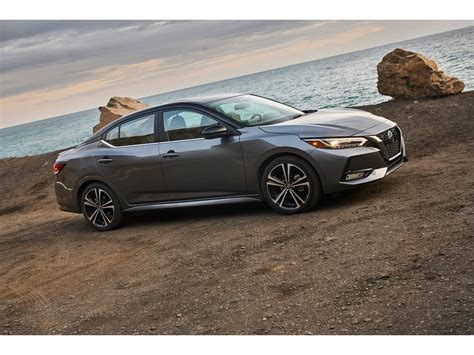 2023 Nissan Sentra Pictures: | U.S. News