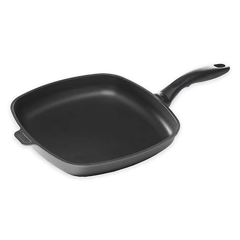 Swiss Diamond® 11-Inch Square Nonstick Fry Pan | Bed Bath and Beyond Canada