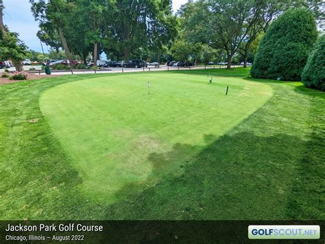 2 photos of the Jackson Park Golf Course practice area | GolfScout