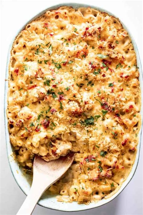 Creamy Baked Lobster Mac and Cheese {4 Cheeses!} - Grandbaby Cakes