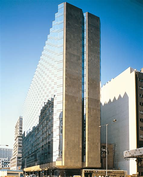 KOWLOON HOTEL, Hong Kong, 1985 – Wong Ouyang