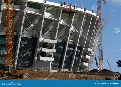 Green Point Stadium Construction Editorial Photo - Image of green, south: 10590021