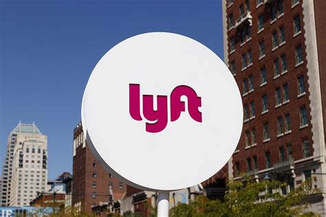 ️ A Comprehensive Guide to Lyft Car Requirements ️