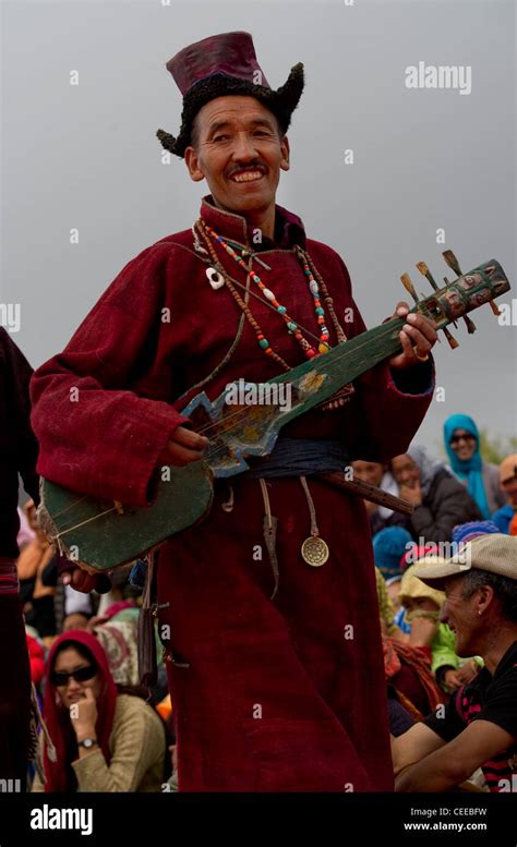 Traditional Dance and Ethnic Costume of Ladakh Stock Photo - Alamy