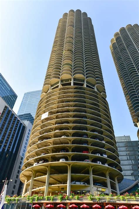 30 Photos That Show the Most Beautiful Architecture in Chicago