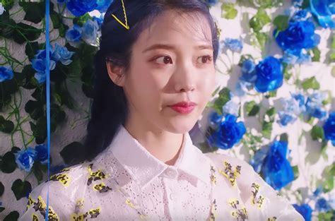 IU’s ‘Love Poem’ EP: Watch The ‘Blueming’ & ‘Above The Time’ Videos | Billboard – Billboard