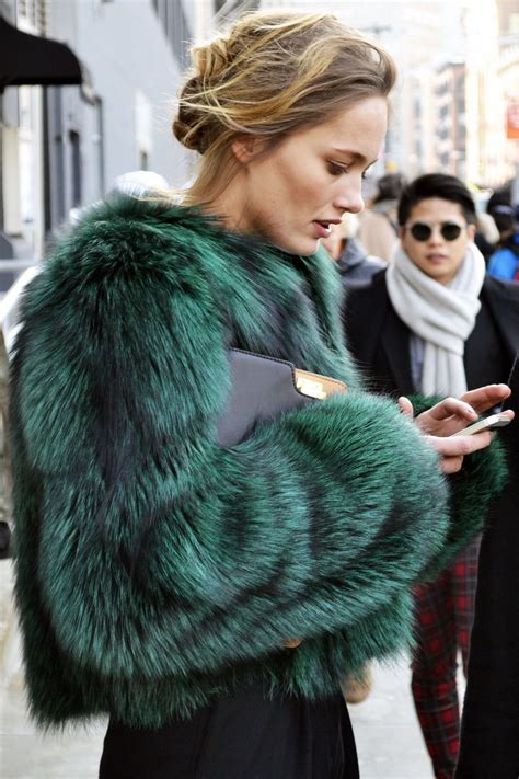 wgsn: Model @Karmen_Pedaru looks ab fab in a rich emerald fur at #nyfw #aw14 | Fashion, Fur ...