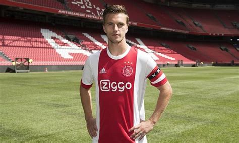 Ajax, UFFICIALE il rinnovo di Veltman|Calciomercato | Calciomercato.com