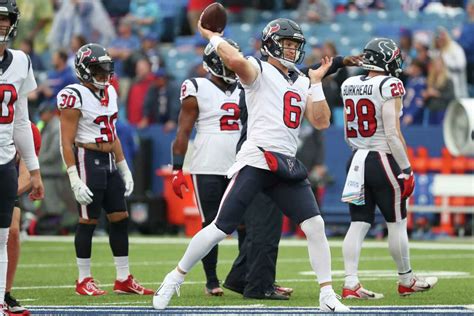 Former Texans QB Jeff Driskel training for special teams roles