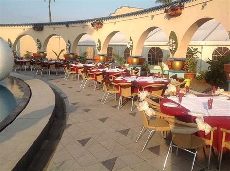 La Luna, Malabo - Restaurant Reviews, Phone Number & Photos - TripAdvisor