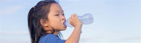 Dehydration in Kids: Signs & Treatment | Lurie Children's