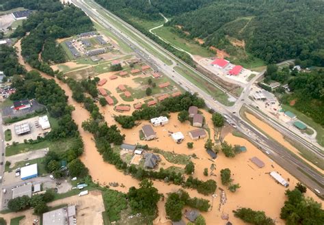 Deadly And Destructive Flooding Roars Through Middle Tennessee | WPLN News