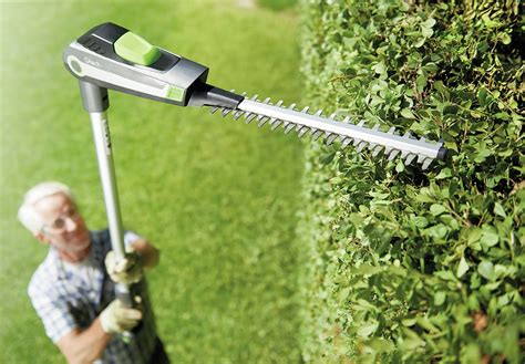 Gtech HT20 31.5cm Cordless Pole Hedge Trimmer Reviews