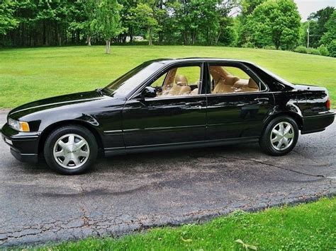 This 1991 Acura Legend was Lost for Almost 20 Years - Camco Acura