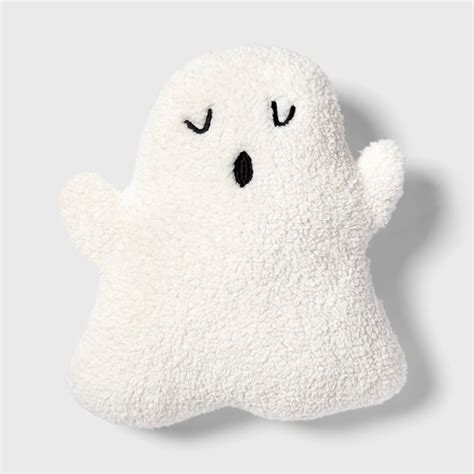 Shop Target's New $10 Ghost Sherpa Pillow For Halloween 2022 | PS Home