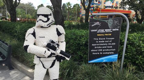 Legoland Florida hosts Lego Star Wars Days - VIDEO