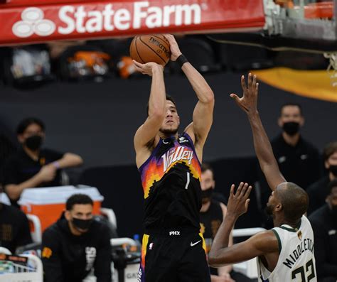 N.B.A. Finals: Booker Leads Suns Over Bucks in Game 2 - The New York Times