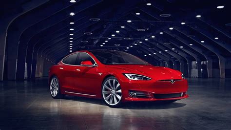 Xe điện Tesla của nước nào? Xe Tesla có tốt không? Có nên mua không?