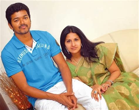 Asha Ashish: Tamil Actor Vijay Family Photos