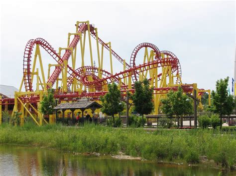 Top 10 Amusement Parks in Michigan - RVshare.com