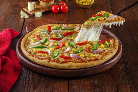 Order Farmfresh Supreme Cheese Burst Pizza Serves 2 from Ovenstory on ...