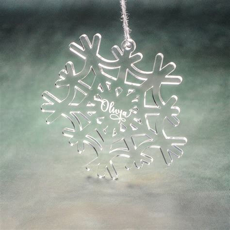 PERSONALIZED ACRYLIC SNOWFLAKE // Snowflake Christmas Tree - Etsy