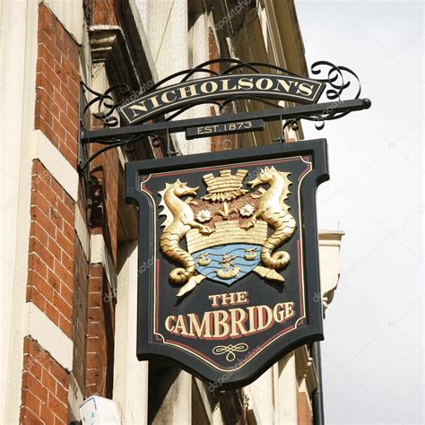 English pub sign – Stock Editorial Photo © anizza #11053718