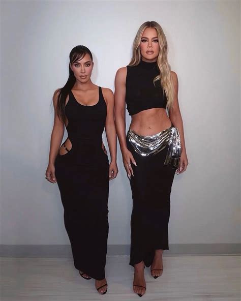 Khloe Kardashian almost looks smaller than her tiny sister Kim in ...