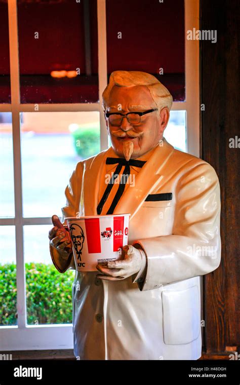 KFC Colonel Sanders Statue innerhalb der Harland Sanders KFC Cafe und ...