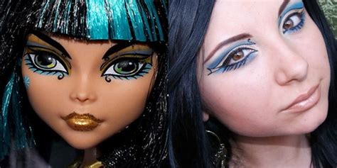 Monster High Cleo de Nile doll makeup | Cat Eyes Red Lips | Monster high, Doll makeup, Monster ...