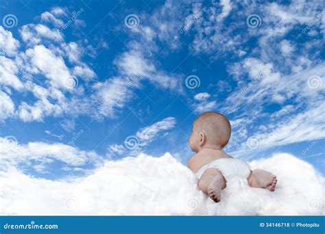 Baby Flying Royalty Free Stock Photos - Image: 34146718