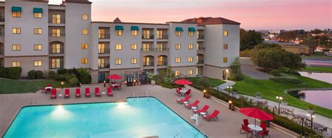 Hotels near Temecula Wineries - Embassy Suites Temecula Valley