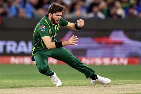 Shaheen Afridi nearly had KL Rahul caught and bowled first ball ...