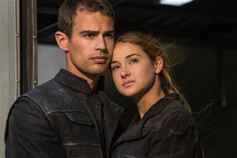 'Divergent' Movie Review