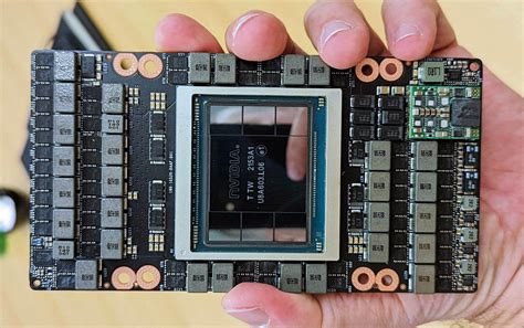 NVIDIA H100 SXM in the flesh: 4nm Hopper GPU + 80GB HBM3 memory