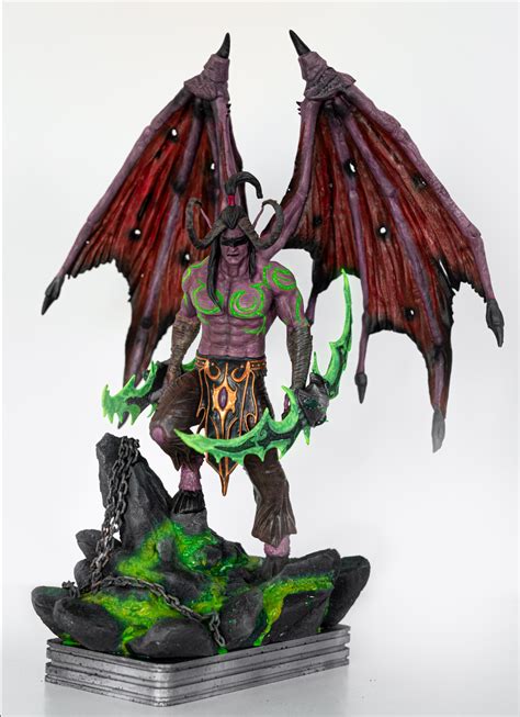 3D file Illidan Stormrage Statue・3D printer model to download・Cults