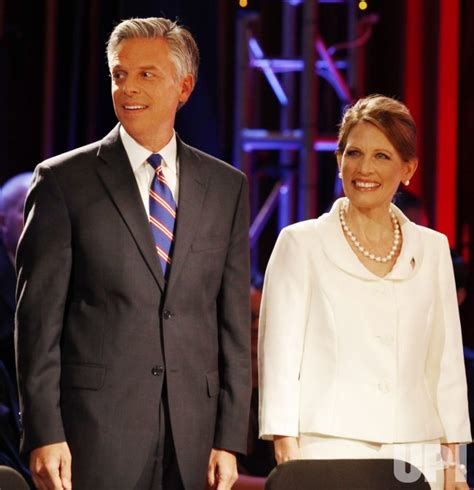 Photo: Republican candidates for US President line up for a photo at ...