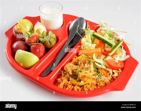 School dinner tray hi-res stock photography and images - Alamy