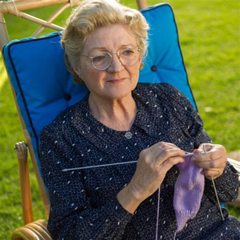 7 Beloved TV and Movie Characters Who Knit | Miss marple, Agatha christie, Agatha christie's marple