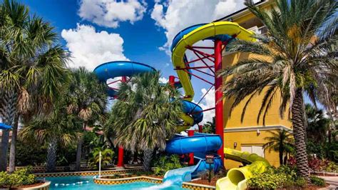 15 Best Orlando Waterpark Hotels Families will Love