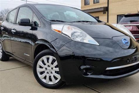 Used 2016 Nissan LEAF for Sale Near Me | Edmunds