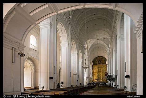 Picture/Photo: Nave of Se Cathedral , Old Goa. Goa, India