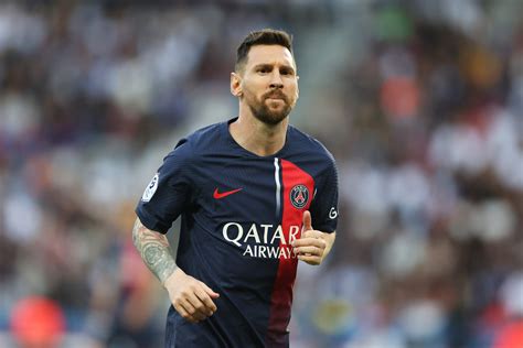 Two Premier League teams enter race to sign Lionel Messi - report | Barca Universal